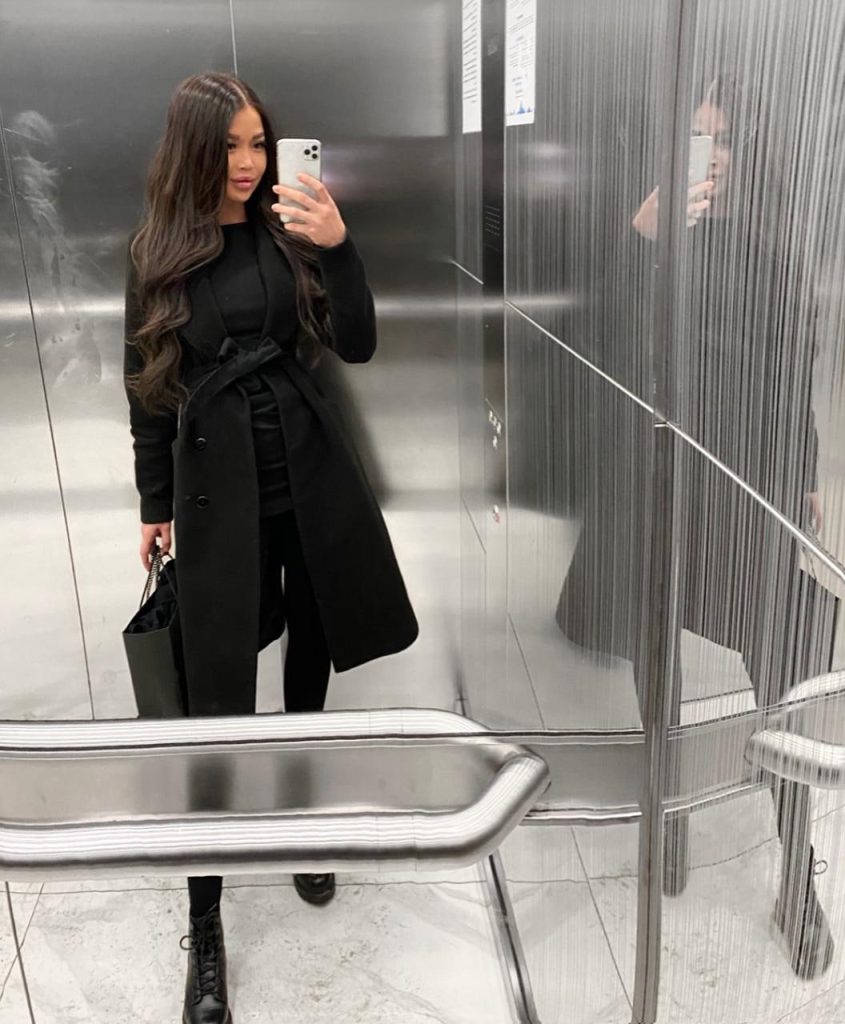 Элитная эскортница Кира